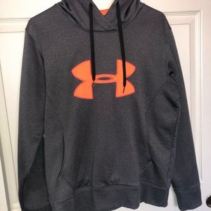 Women’s Under Armour Storm hoodie size L